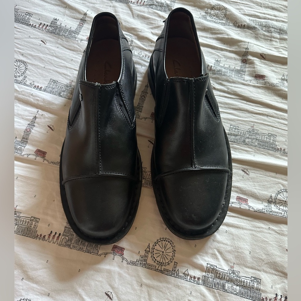 Clarks Men's Black Slip-On Loafers dress shoes